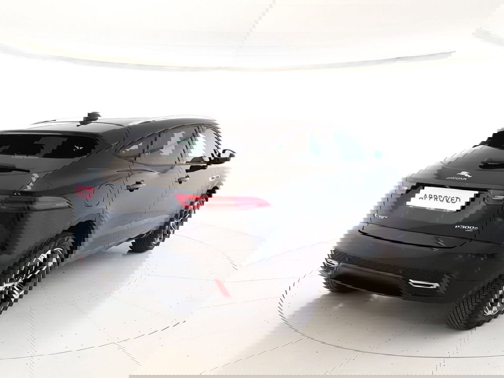 Jaguar E-Pace usata a Monza e Brianza (2)