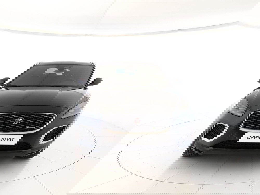 Jaguar E-Pace usata a Monza e Brianza (8)