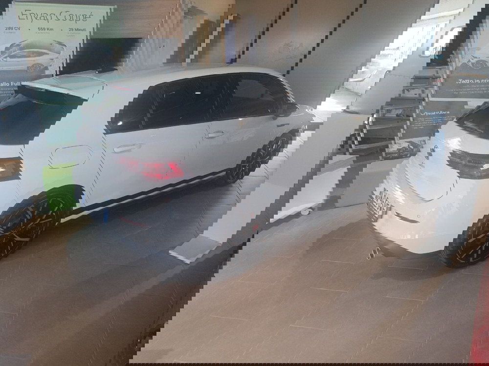 Volkswagen Golf nuova a Cagliari (4)