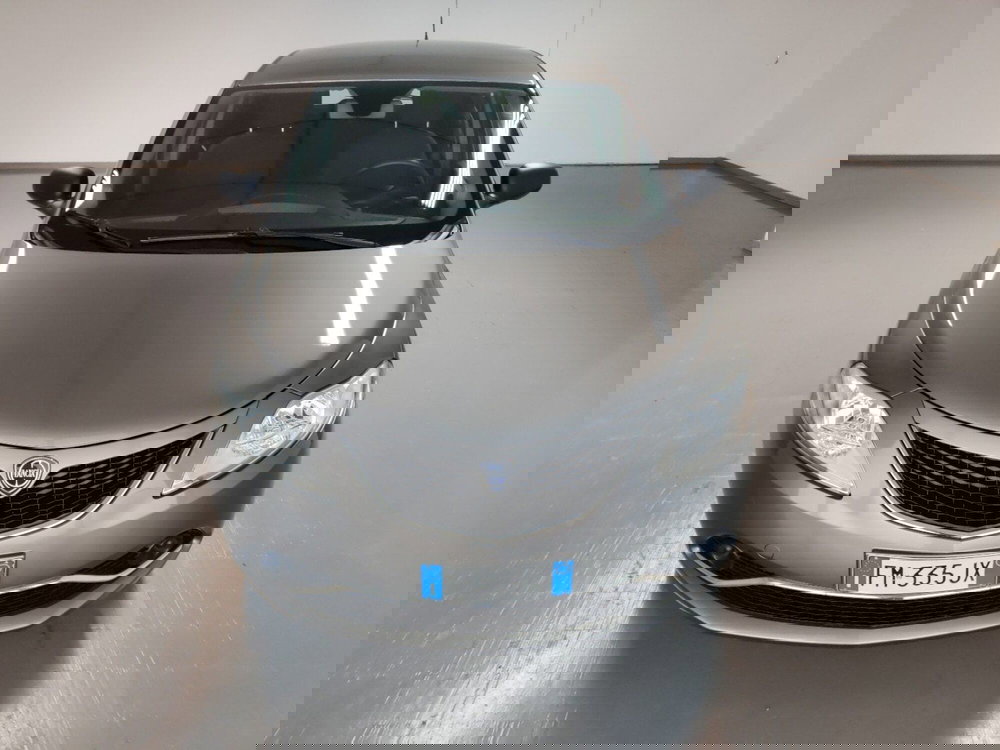 Lancia Ypsilon usata a Arezzo (2)