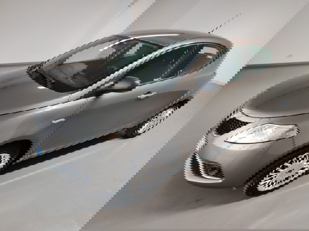 Lancia Ypsilon usata a Arezzo (3)