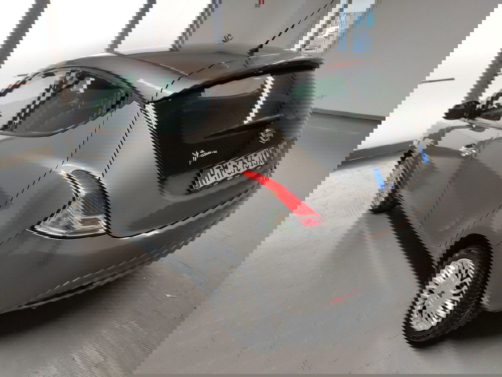 Lancia Ypsilon usata a Arezzo (4)