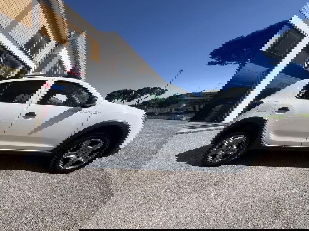 Dacia Sandero usata a Teramo (2)