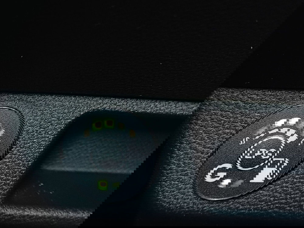 Renault Clio usata a Modena (11)