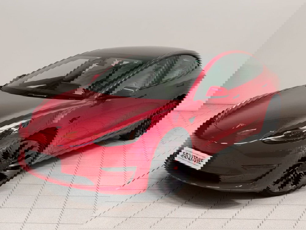 Tesla Model S usata a Novara