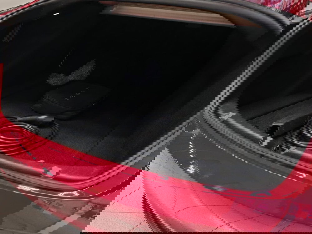 Tesla Model S usata a Novara (14)