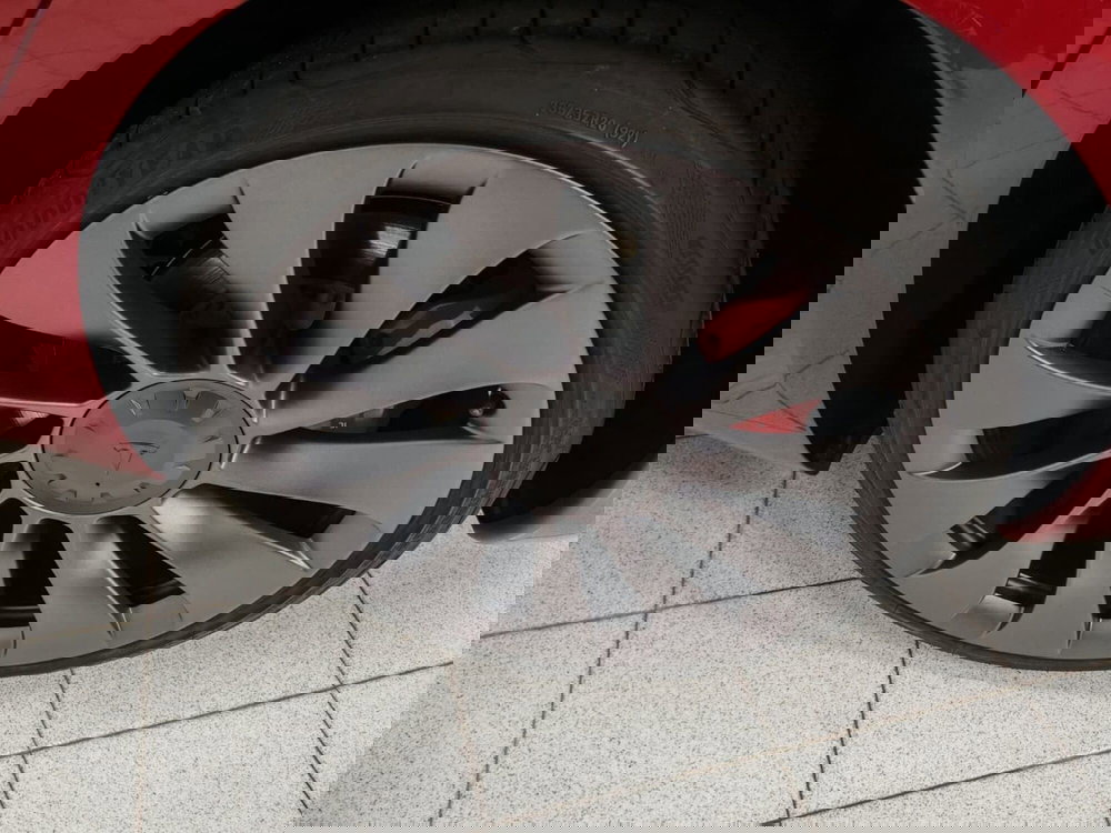 Tesla Model S usata a Novara (15)