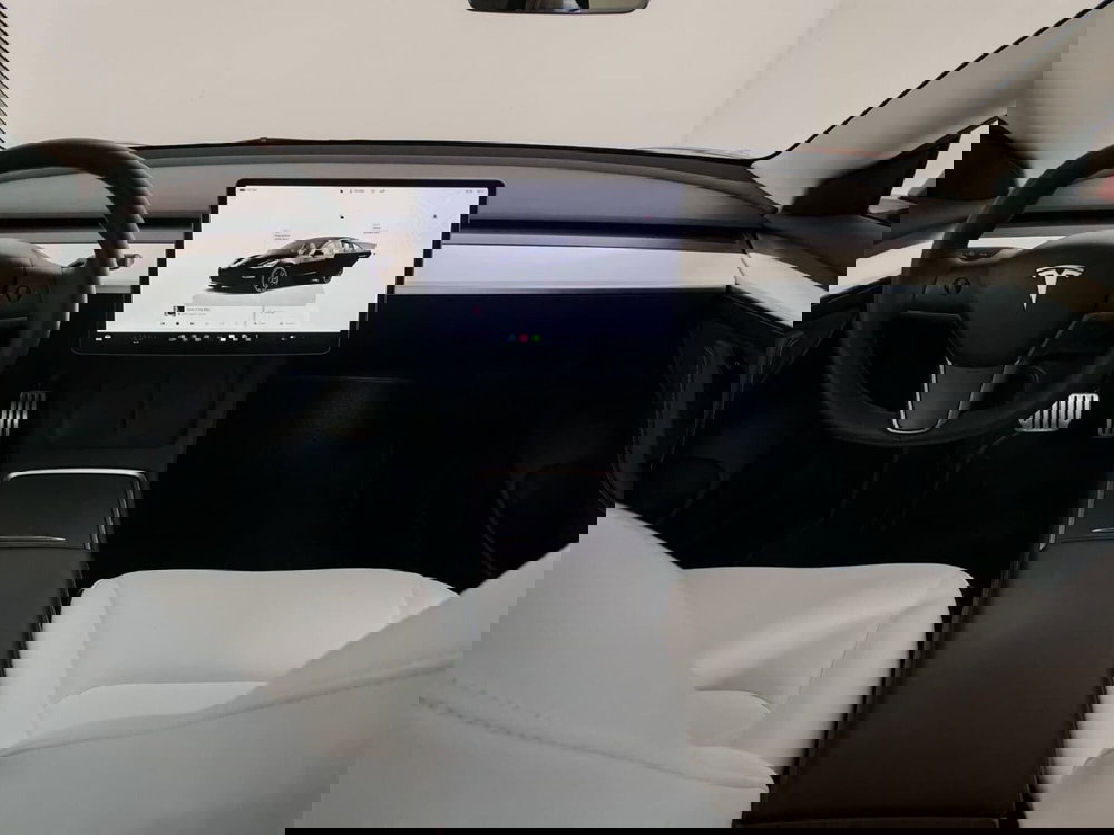 Tesla Model S usata a Novara (17)