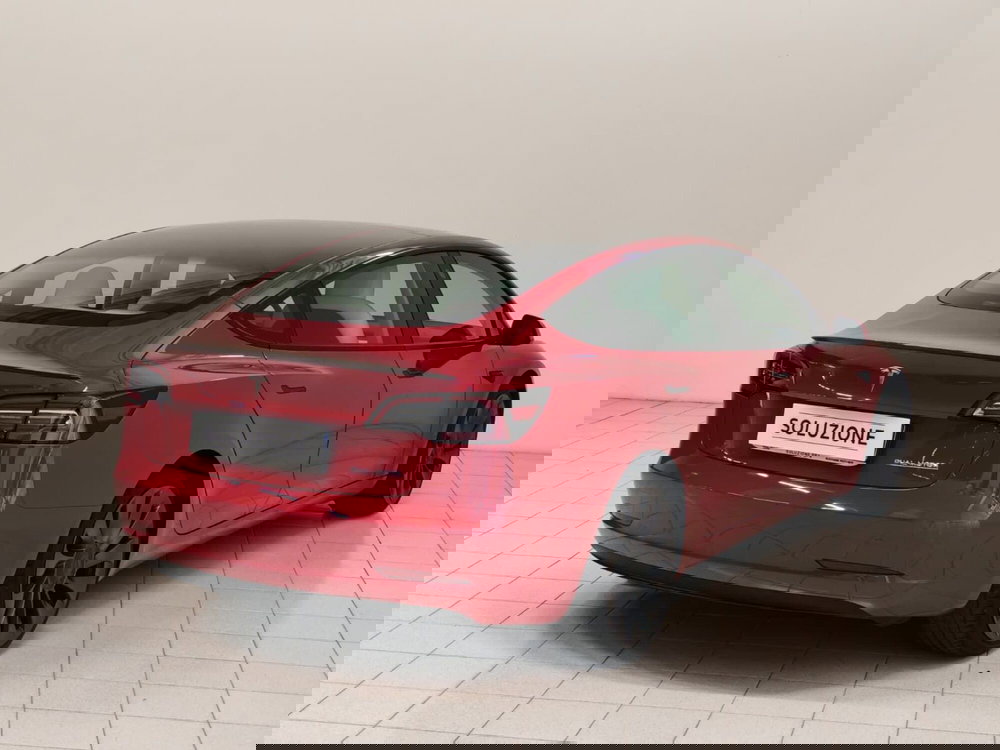 Tesla Model S usata a Novara (2)