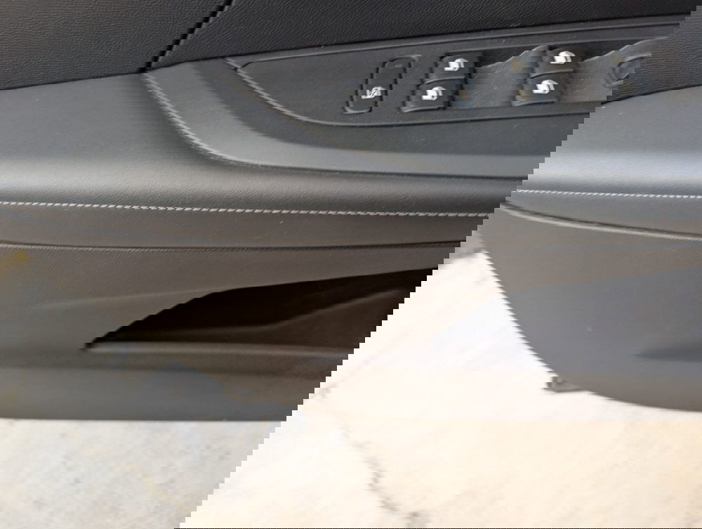 Peugeot 2008 usata a Milano (12)