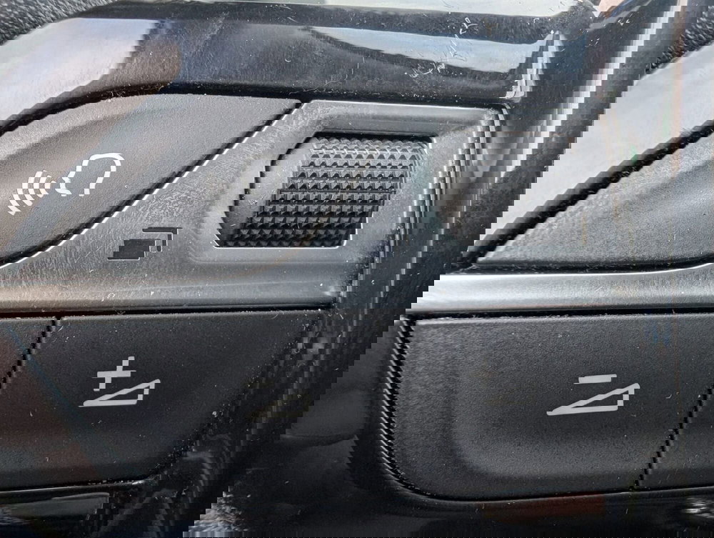 Peugeot 2008 usata a Milano (15)