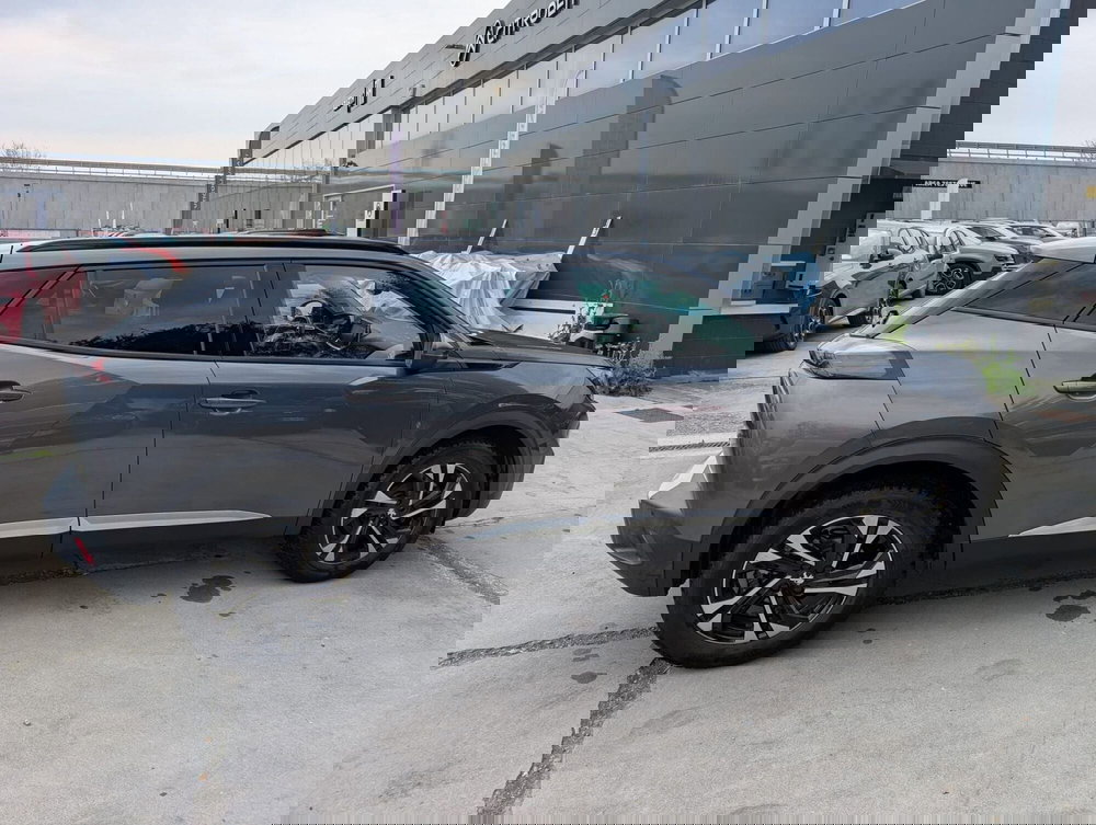 Peugeot 2008 usata a Milano (4)