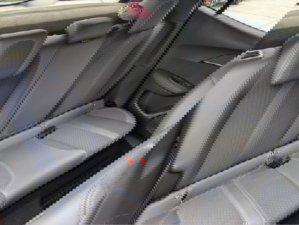 Peugeot 2008 usata a Milano (8)