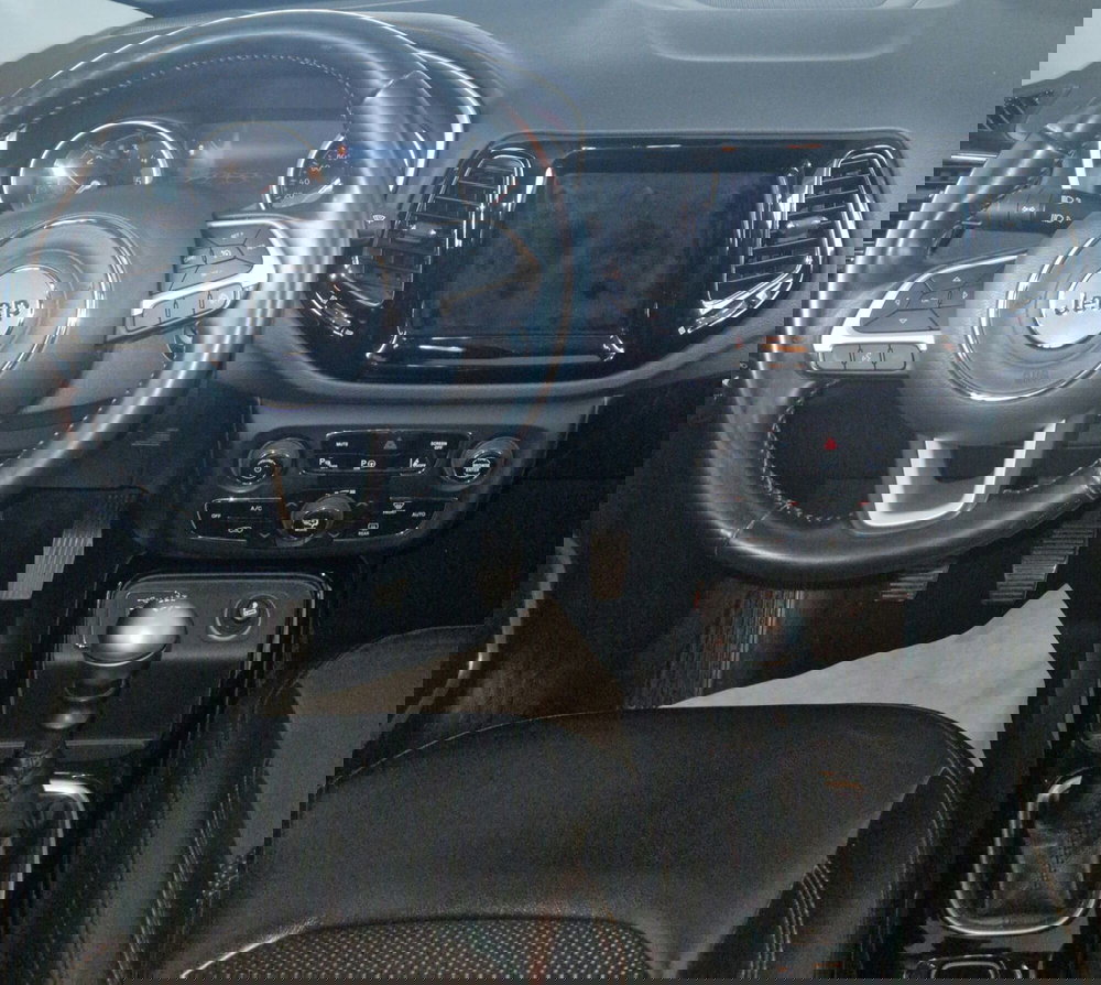 Jeep Compass usata a Terni (11)