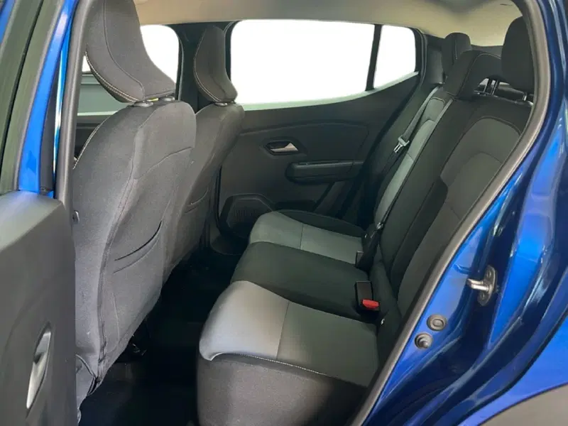 Dacia Sandero Stepway usata a Roma (11)