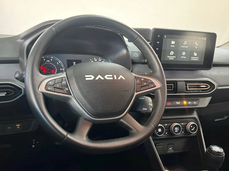 Dacia Sandero Stepway usata a Roma (12)