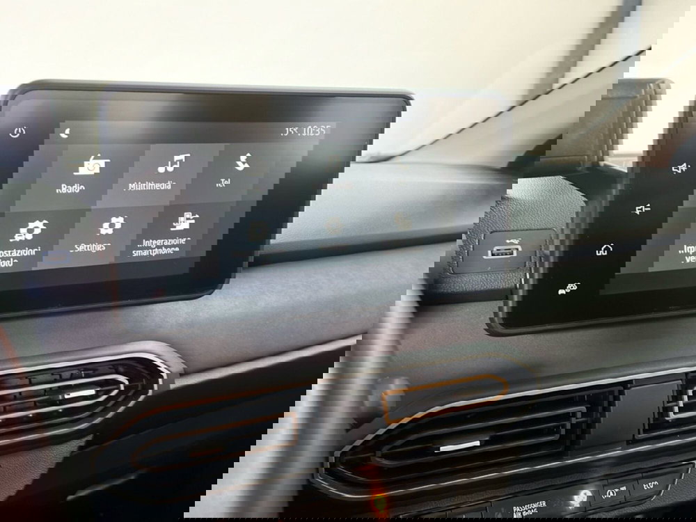 Dacia Sandero Stepway usata a Roma (18)