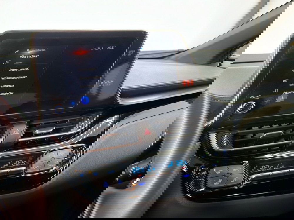 Toyota Toyota C-HR usata a Roma (17)