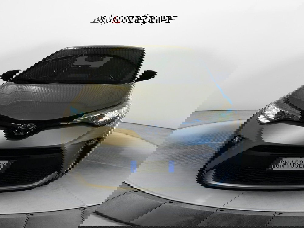 Toyota Toyota C-HR usata a Roma (8)