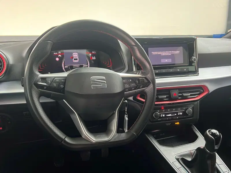 SEAT Ibiza usata a Roma (12)