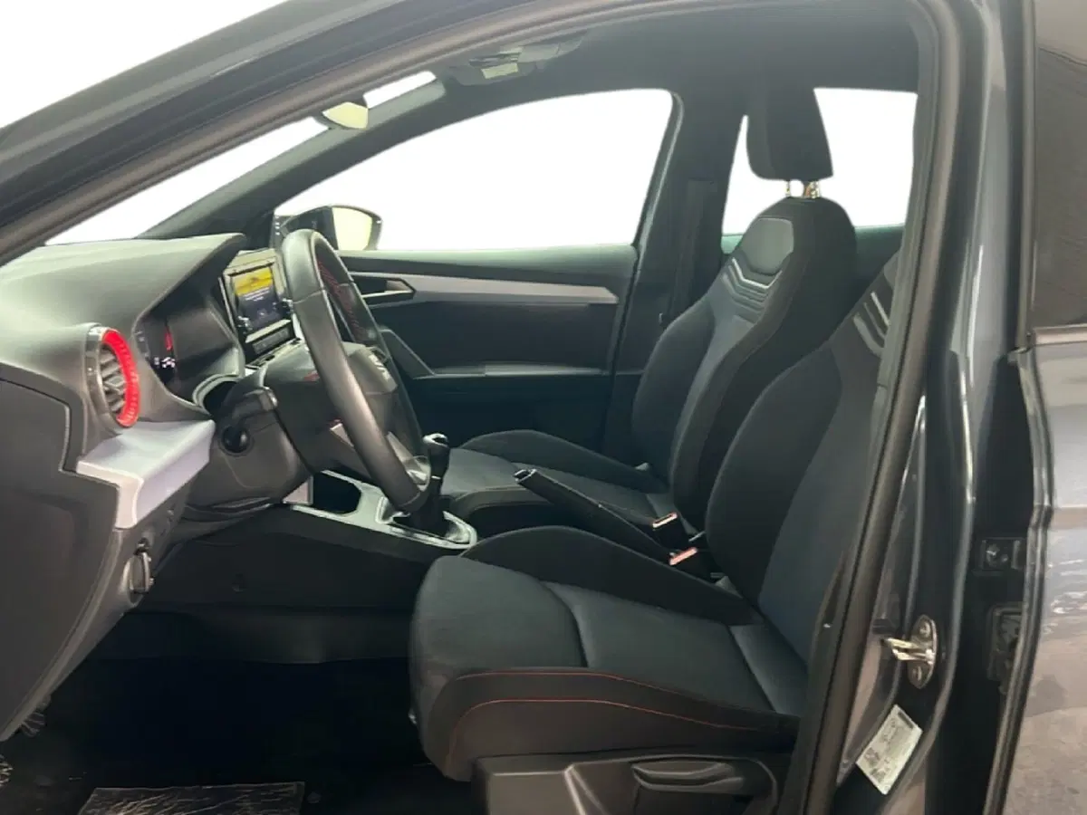 SEAT Ibiza usata a Roma (14)