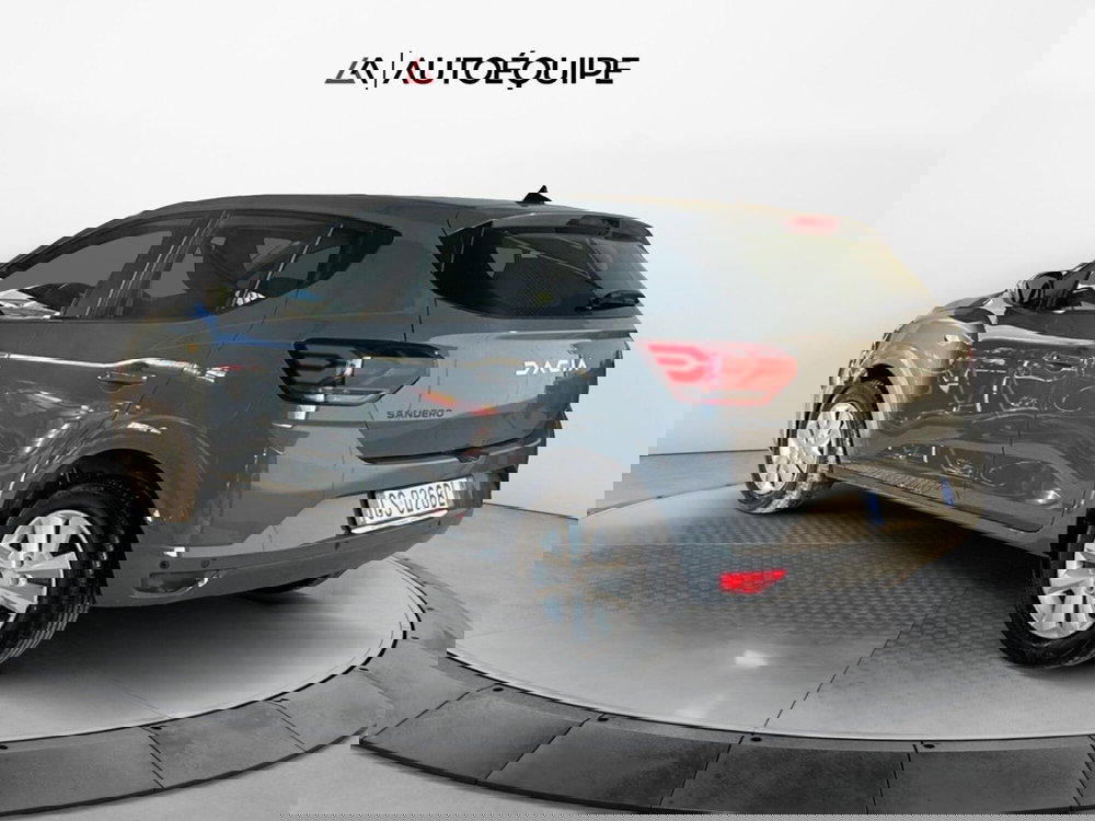 Dacia Sandero usata a Roma (3)