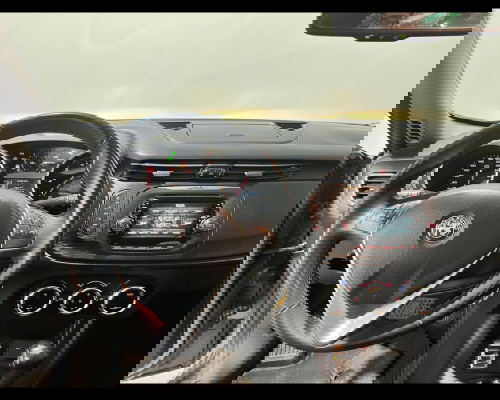 Alfa Romeo Giulietta usata a Alessandria (10)