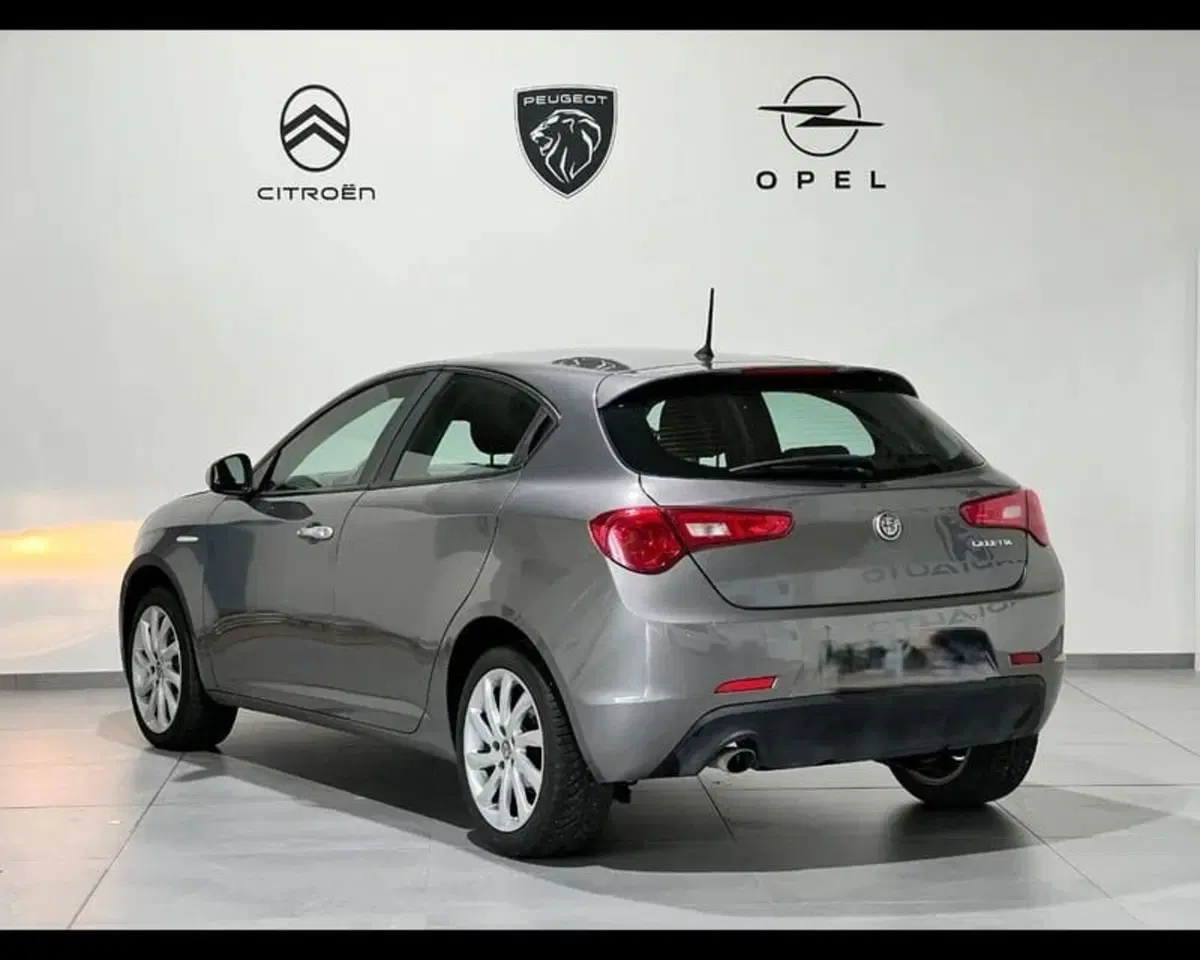 Alfa Romeo Giulietta usata a Alessandria (3)