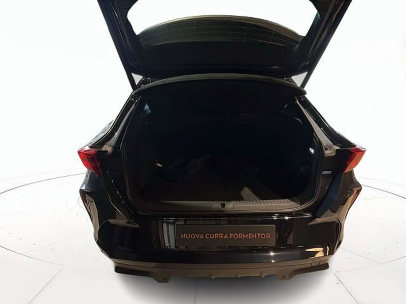 Cupra Formentor nuova a Vicenza (17)