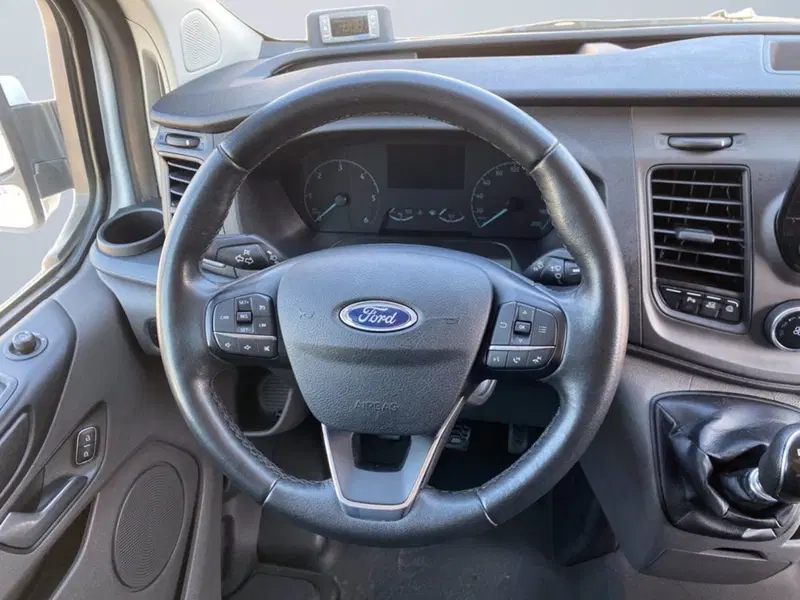 Ford Transit Custom Furgone usata a Milano (11)