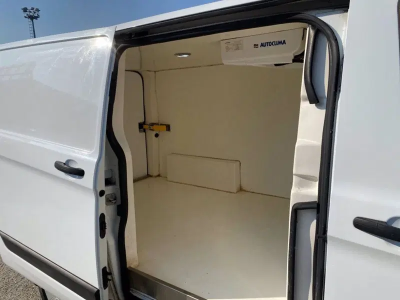 Ford Transit Custom Furgone usata a Milano (17)