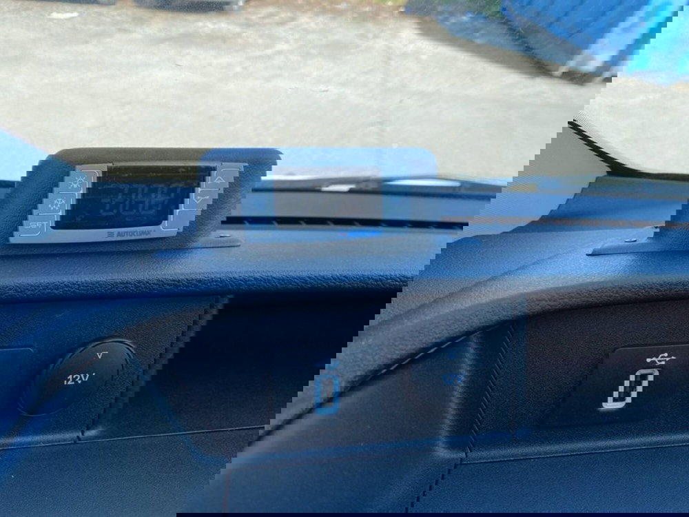 Ford Transit Custom Furgone usata a Milano (18)