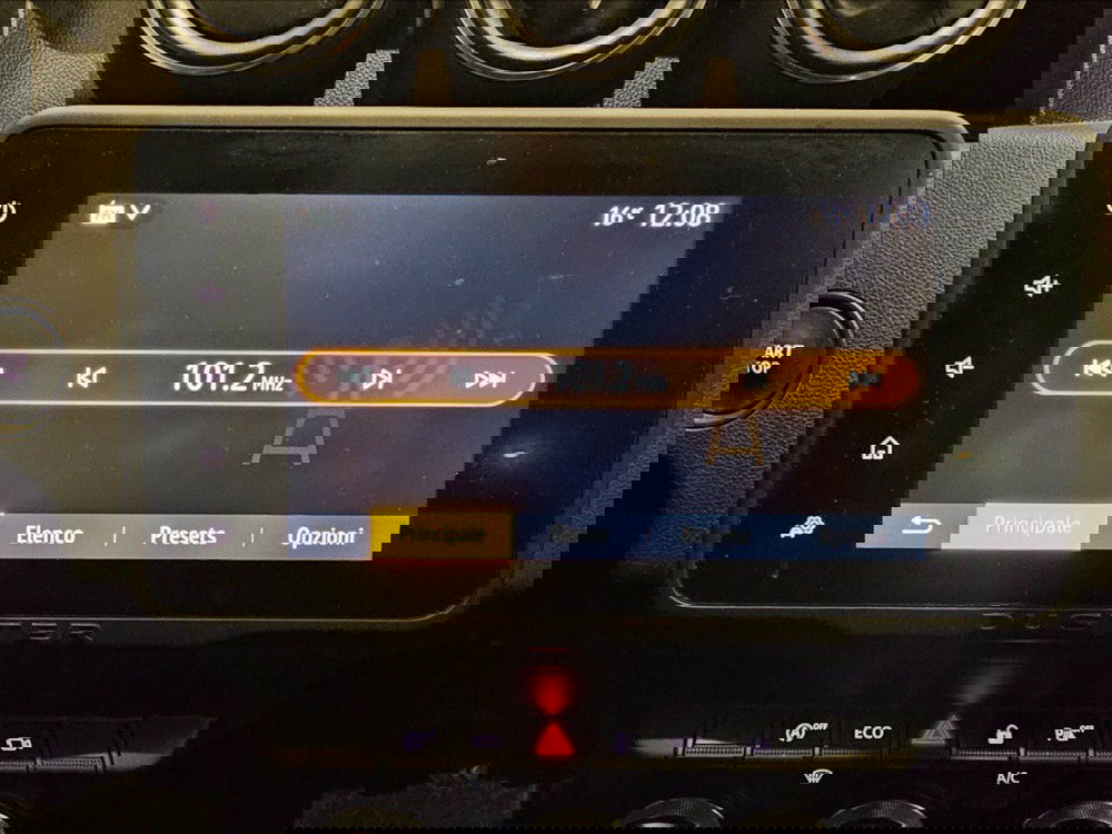 Dacia Duster usata a Palermo (17)