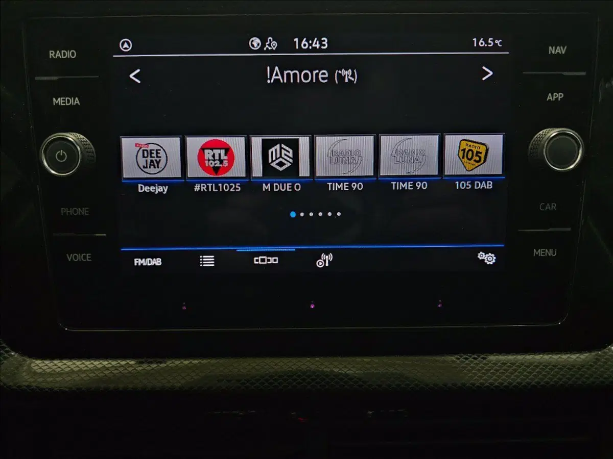 Volkswagen T-Cross usata a Palermo (18)