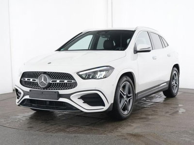 Mercedes-Benz GLA SUV 180 AMG Line Premium auto del 2025 usata a Magenta