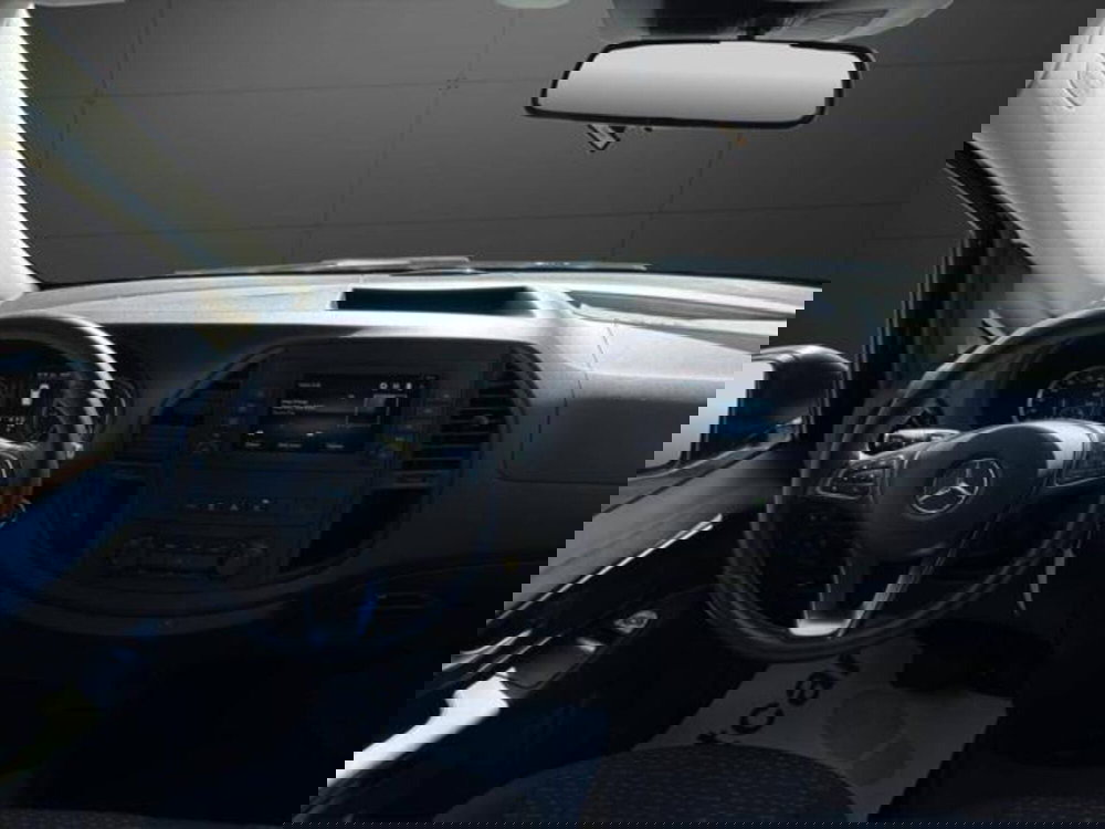 Mercedes-Benz Vito usata a Milano (10)