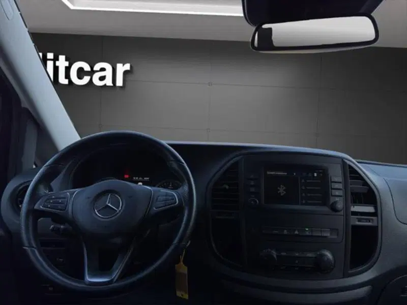 Mercedes-Benz Vito usata a Milano (7)