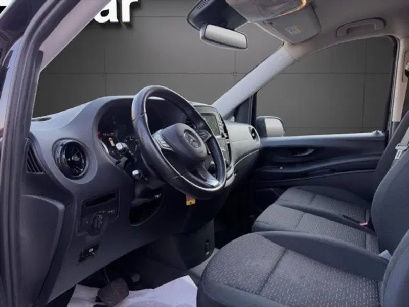 Mercedes-Benz Vito usata a Milano (8)