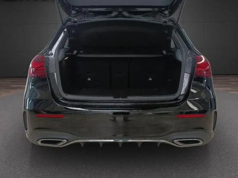 Mercedes-Benz Classe A Sedan usata a Milano (17)
