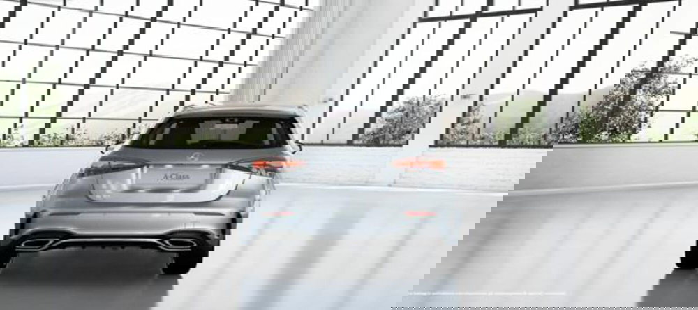 Mercedes-Benz Classe A Sedan usata a Milano (7)