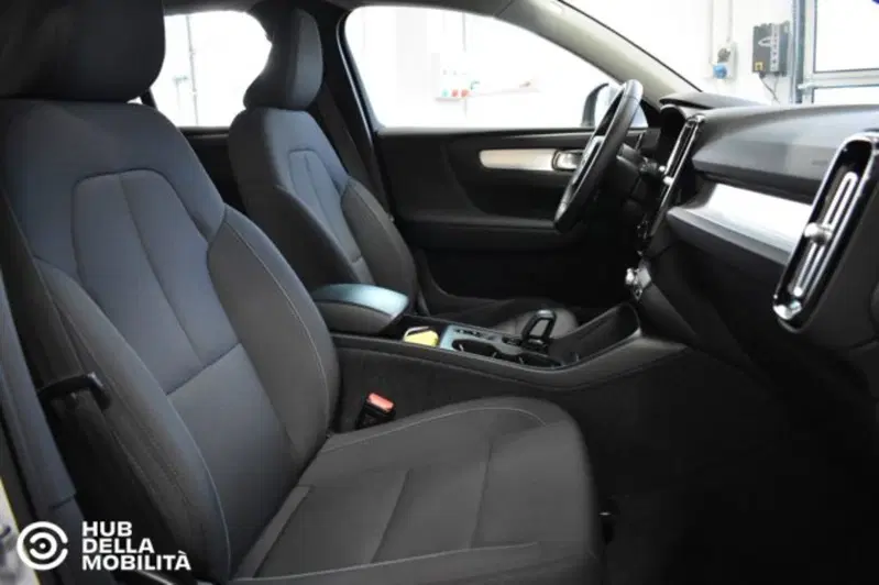 Volvo XC40 usata a Perugia (19)