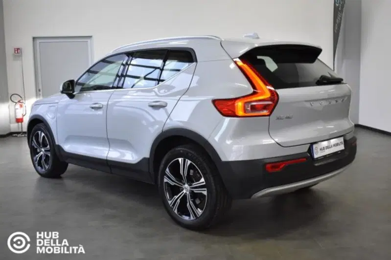 Volvo XC40 usata a Perugia (6)