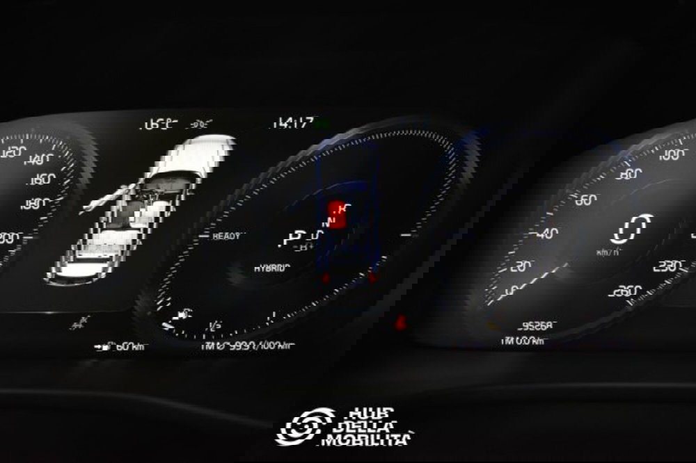 Volvo XC40 usata a Perugia (8)