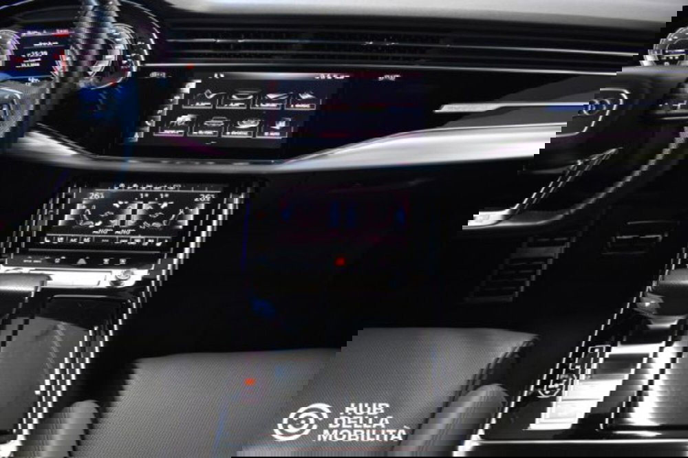 Audi Q8 usata a Perugia (11)