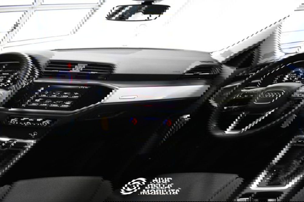 Audi Q3 Sportback usata a Perugia (10)