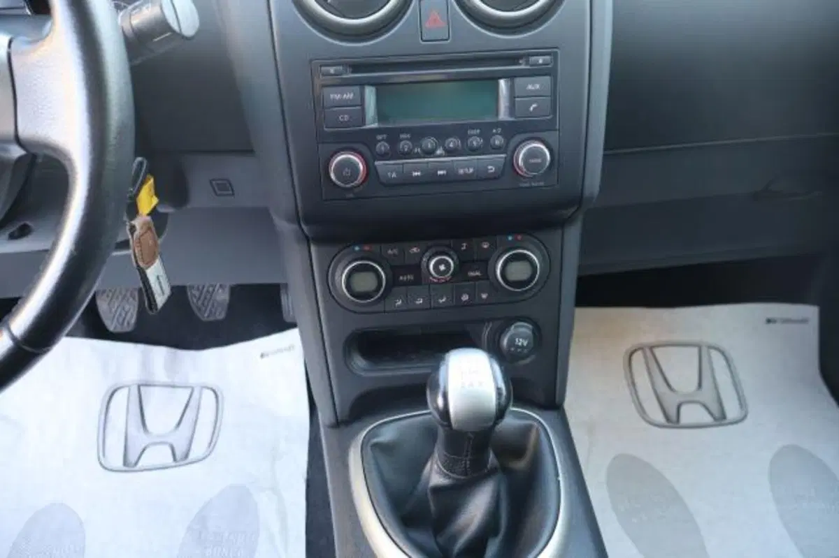 Nissan Qashqai usata a Gorizia (16)