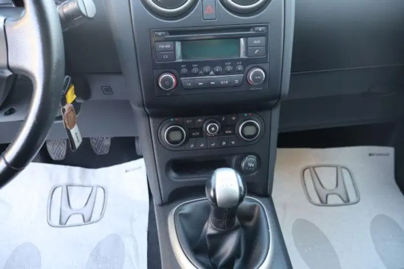 Nissan Qashqai usata a Gorizia (16)