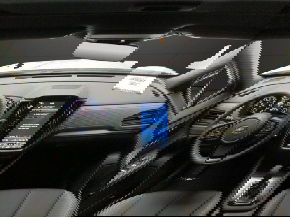 Subaru Forester nuova a Novara (14)