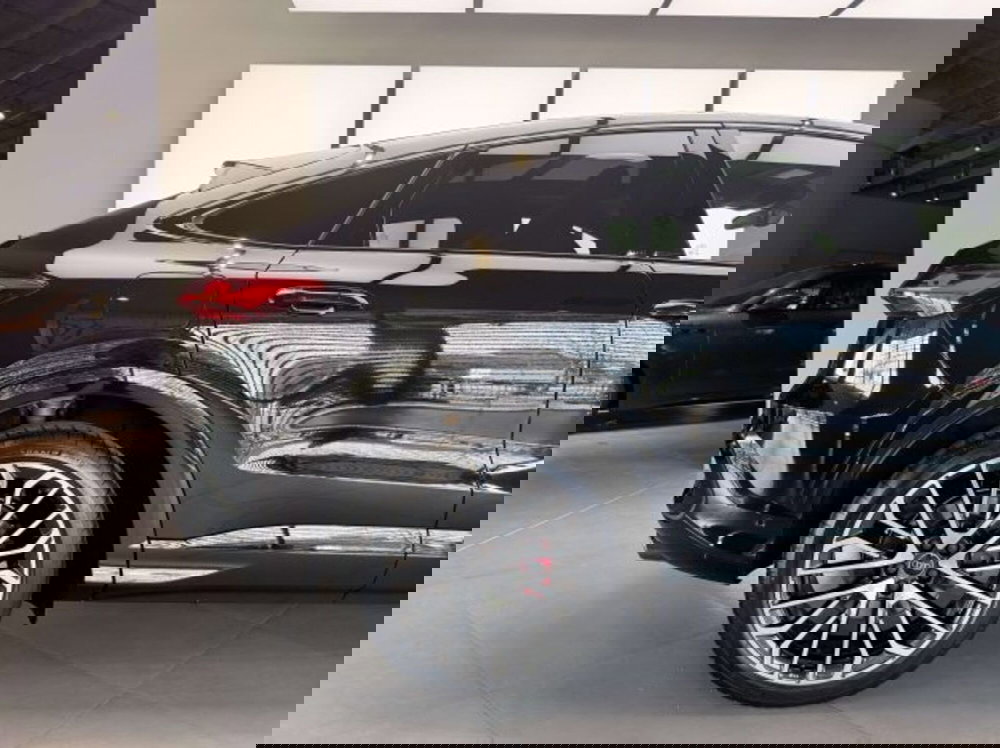 Audi SQ5 Sportback nuova a Torino (12)