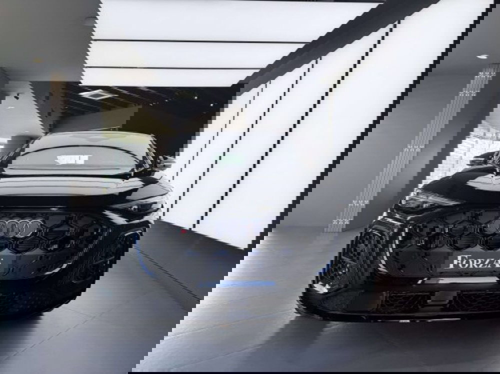 Audi SQ5 Sportback nuova a Torino (2)